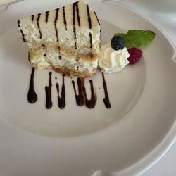 Restauracja Pod Baranem - The Specialty Eggnog Cake