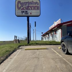Cowpoke's Cafe - See I40 right there?