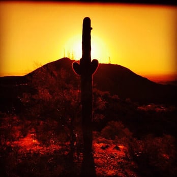 Desert Foothills Trailhead - Hiking Near Me