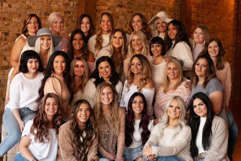 The Retreat Full Service Salon Image