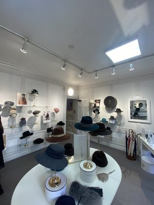 Lock & Co. Hatters by null