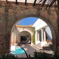 Hotel Hacienda Sepúlveda - outdoor pool & patio