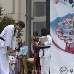 Hwa Rang Kwan Martial Arts - Demostratn at San Francisco  Union Square