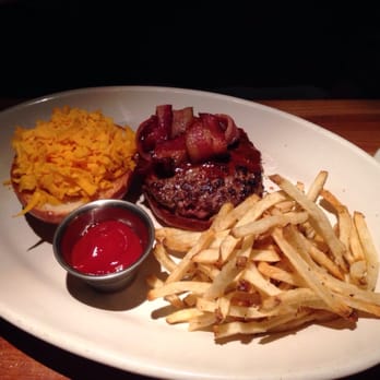 Houston's Restaurant - Hickory burger - New American Near Me - Irvine, California