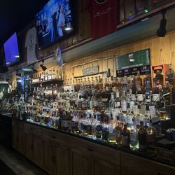 Kelly's Half Shell Pub - Bar