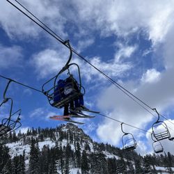 Palisades Tahoe Alpine Lodge - Subway lift