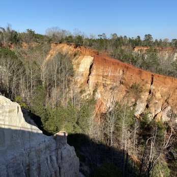 Providence Canyon State Park - View from the top of Providence Canyon - Parks Near Me - Lumpkin, Georgia Providence Canyon State Park - View from the top of Providence Canyon - Parks Near Me - Lumpkin, Georgia