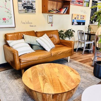 Grafik Coffee - Cafes Near Me - Portsmouth, Rhode Island
