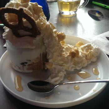 Almost Famous - Cinnamon apple pie filling Pie crumble Cherry pie Pie crumble Salted caramel Whippy ice cream Squirty cream Pie crumble Popcorn - New American Near Me - Liverpool, XMS