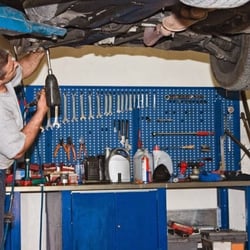 Golf Mill Auto Center