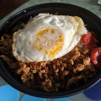Sweet Rice Asian Kitchen - Basil chicken - Thai Near Me - Chicago, Illinois