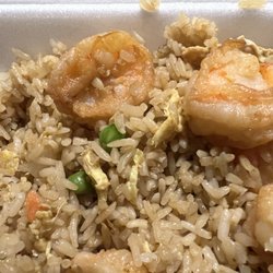 Chen Express - Shrimp Fried Rice was seasoned well. If you want more soy sauce, you can add it yourself.