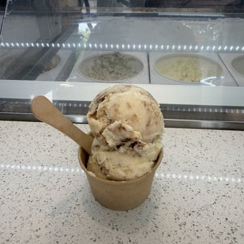 Lottie's Creamery - Tiramisu and salted caramel - Ice Cream & Frozen Yogurt Near Me - Walnut Creek, California Lottie's Creamery - Tiramisu and salted caramel - Ice Cream & Frozen Yogurt Near Me - Walnut Creek, California