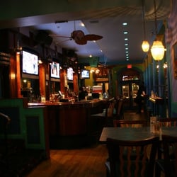 Reef Restaurant & Lounge