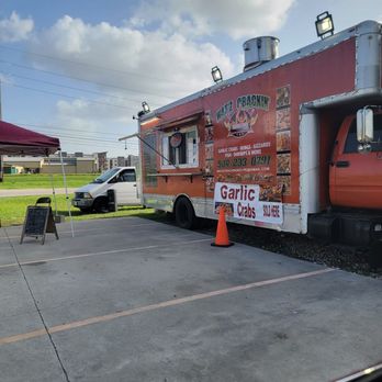 Watz Crackin - Chicken Wings Near Me - Houston , Texas Watz Crackin - Chicken Wings Near Me - Houston , Texas