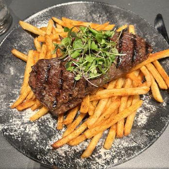 Craft - Hanger steak and frites - Wine Bars Near Me - Milwaukee, Wisconsin