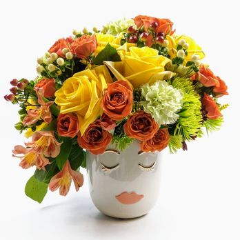 Keep On Blooming Boutique - Birthday arrangement - Florists Near Me Keep On Blooming Boutique - Birthday arrangement - Florists Near Me