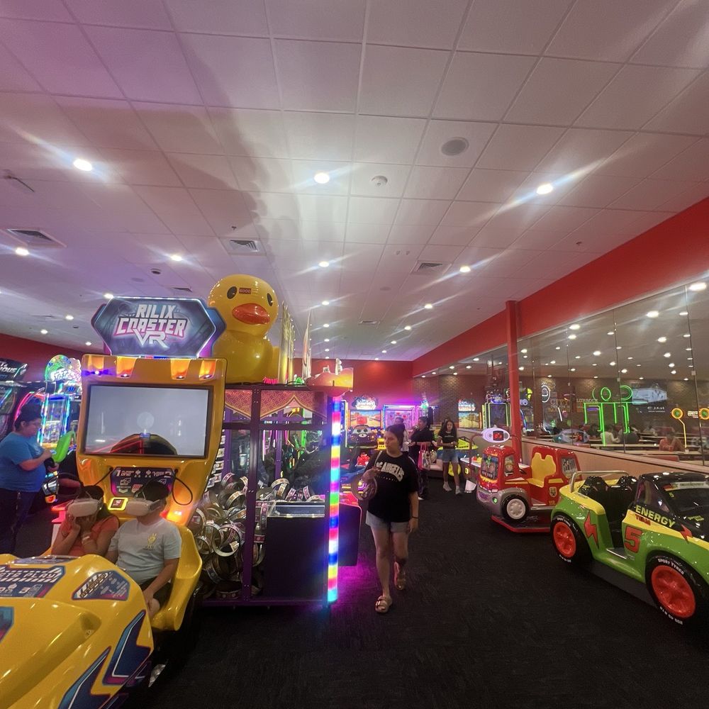 Peter Piper Pizza - Arcade area - Pizza Near Me - Lubbock, Texas