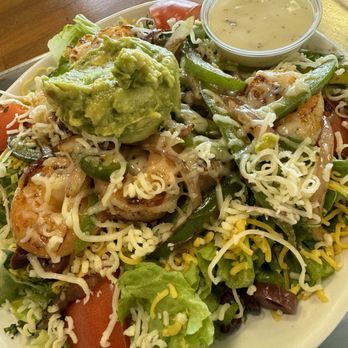 El Fresco - Sterling - Shrimp Fajita Guacamole Salad - Breakfast & Brunch Near Me - Sterling, Virginia El Fresco - Sterling - Shrimp Fajita Guacamole Salad - Breakfast & Brunch Near Me - Sterling, Virginia