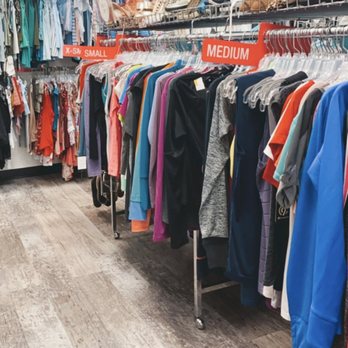 Plato's Closet - Women's Clothing Near Me - Jackson, Tennessee