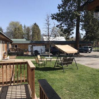 Evergreen Motel - Where the guests hang - Hotels Near Me - Libby, Montana