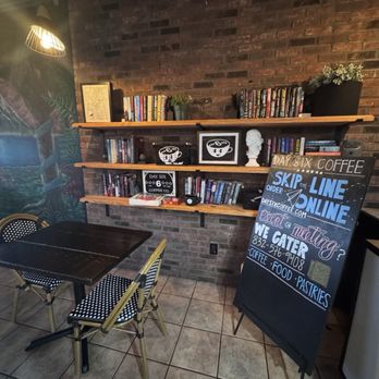 Day 6 Coffee - Sitting area - Coffee & Tea Near Me - Sugar Land, Texas Day 6 Coffee - Sitting area - Coffee & Tea Near Me - Sugar Land, Texas