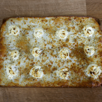 Ollie's Pizzeria - Sliced Mozzarella Cheese, Whipped Ricotta Cheese, Chopped Garlic, Oregano
(No Tomato Sauce) - Pizza Near Me - Los Angeles, California Ollie's Pizzeria - Sliced Mozzarella Cheese, Whipped Ricotta Cheese, Chopped Garlic, Oregano
(No Tomato Sauce) - Pizza Near Me - Los Angeles, California