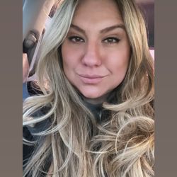 Milly Dominican Hairstylist Salon - Highlight