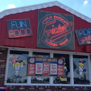 Fricker's - Fast Food Near Me - BOWLING GREEN, Ohio