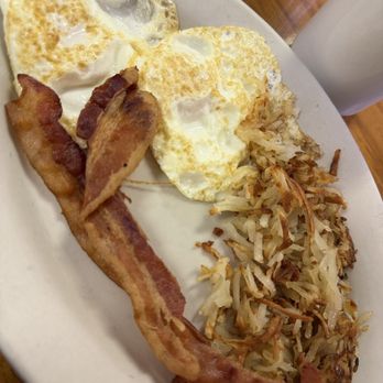 Harriette's Restaurant - Breakfast & Brunch Near Me - Key Largo, Florida