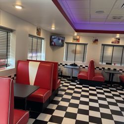 Kabab & Naan - More 50's Decor!