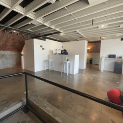 WellnessMart, MD - Pasadena - Inside