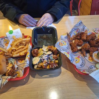Dave's Hot Chicken - Halal Near Me - Dearborn, Michigan