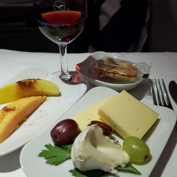 Lufthansa - Airlines Near Me Lufthansa - Airlines Near Me