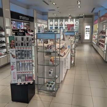 Shoppers Drug Mart - Beauty centre - Drugstores Near Me - Toronto, Ontario Shoppers Drug Mart - Beauty centre - Drugstores Near Me - Toronto, Ontario
