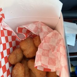 Mac Burger - Mac & cheese bites