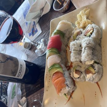 Lookout Tavern - Rainbow and Philadelphia and then added a California. All delish - Seafood Near Me - Oak Bluffs, Massachusetts Lookout Tavern - Rainbow and Philadelphia and then added a California. All delish - Seafood Near Me - Oak Bluffs, Massachusetts