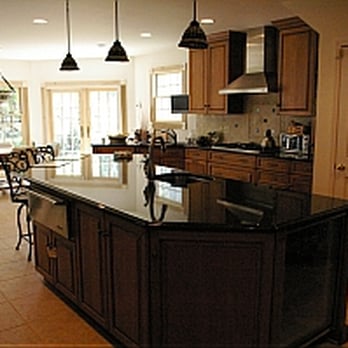 Paramus Remodeling and Kitchen Contractors - Kitchen remodeling with island. Eat-in feature for growing family of 6 - General Contractors Near Me - Paramus, New Jersey Paramus Remodeling and Kitchen Contractors - Kitchen remodeling with island. Eat-in feature for growing family of 6 - General Contractors Near Me - Paramus, New Jersey