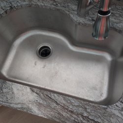 Bruce Kaufman Construction - Wrong kitchen sink installed. No way to replace it with the correct rectangular sink. Faucet was incorrectly assembled. I had to fix it.