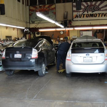 Art's Automotive - 2007 and 2010 Priuses side by side! - Auto Repair Near Me - Berkeley, California
