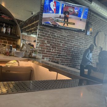 Oeste Bar & Cafe - Bar and tv - Burgers Near Me - Oakland, California Oeste Bar & Cafe - Bar and tv - Burgers Near Me - Oakland, California