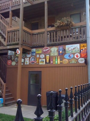 West Lakeview Liquors by null