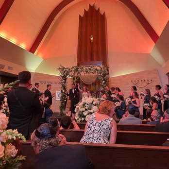 Kombert Caterers At Temple Avodah - Beautiful Sanctuary - Caterers Near Me - Oceanside, New York Kombert Caterers At Temple Avodah - Beautiful Sanctuary - Caterers Near Me - Oceanside, New York