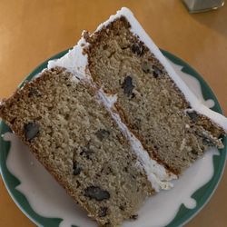 Garnett's Café - Homemade Cake