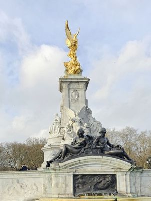 Queen Victoria Memorial by null