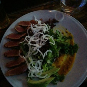 Hunters Landing - Ahi tuna salad - Comfort Food Near Me - Toronto, Ontario Hunters Landing - Ahi tuna salad - Comfort Food Near Me - Toronto, Ontario