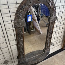Goodwill Store - Benbrook - "As is" mirror