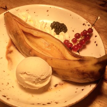 Achteraf - Desert: banana with Amaretto - Modern European Near Me - Zoetermeer, ZH