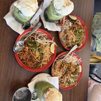Rao Thai Eatery - Pad Thai - Thai Near Me - Elk Grove, California Rao Thai Eatery - Pad Thai - Thai Near Me - Elk Grove, California