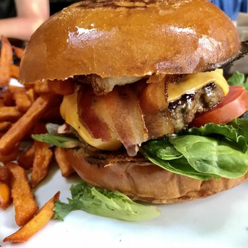 Idle Hour - Breakfast Burger - American Near Me - Los Angeles, California Idle Hour - Breakfast Burger - American Near Me - Los Angeles, California